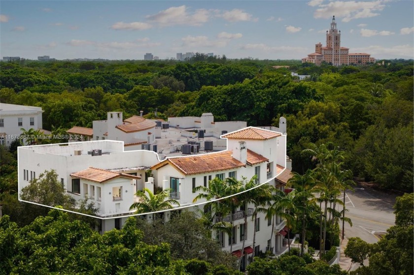 This stunning penthouse spans 3,501 sqft of luxurious indoor - Beach Condo for sale in Coral Gables, Florida on Beachhouse.com