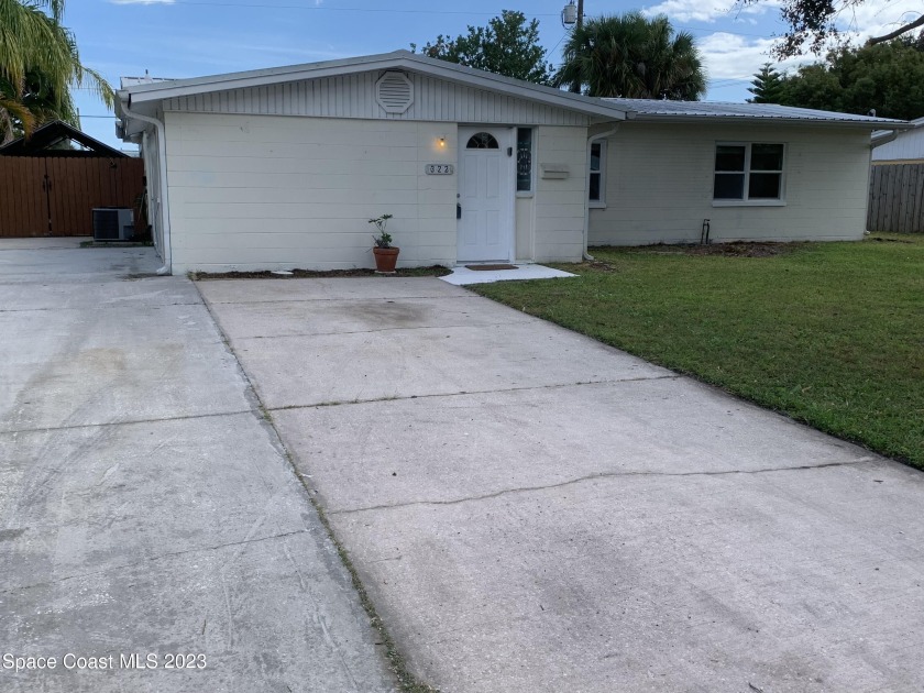 UPDATE: NEW CARPET installed in all bedrooms and living areas - Beach Home for sale in Merritt Island, Florida on Beachhouse.com
