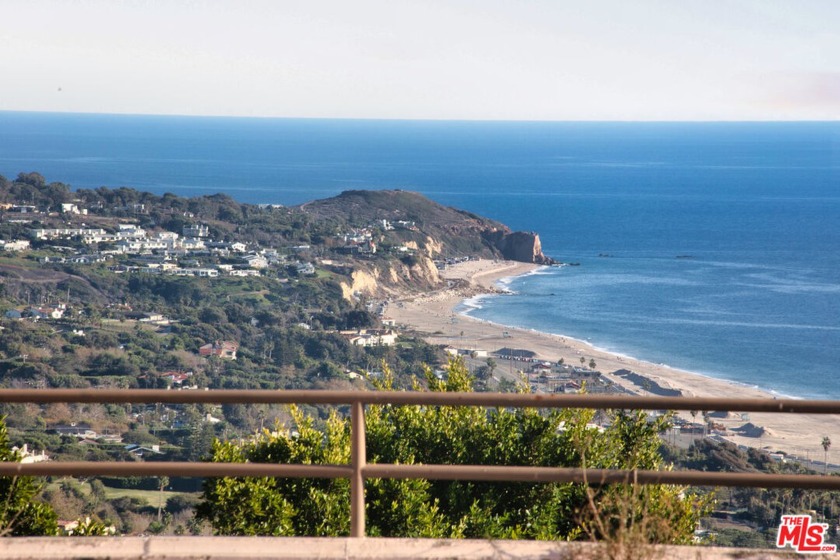 2 Acre Oceanview Estate with RTI permit pulled, paid for and - Beach Acreage for sale in Malibu, California on Beachhouse.com
