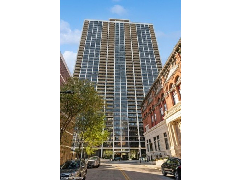 Stunning Penthouse with Spectacular Views in the Heart of Gold - Beach Home for sale in Chicago, Illinois on Beachhouse.com