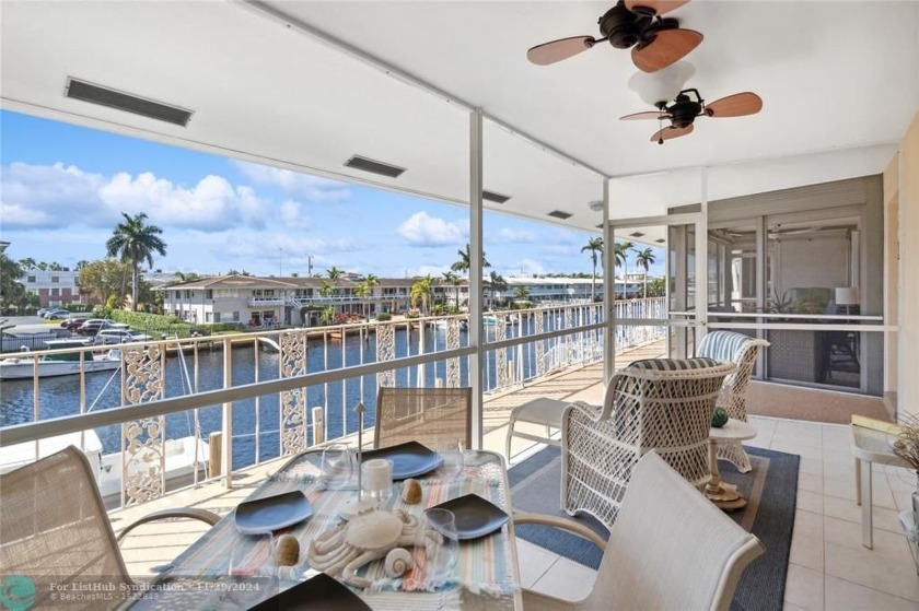 WATERFRONT GEM with a *Keys* feel in a 10+ Location! Sip your - Beach Condo for sale in Fort Lauderdale, Florida on Beachhouse.com