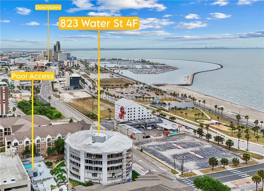 The Executive House condo is a rare find, showcasing distinctive - Beach Condo for sale in Corpus Christi, Texas on Beachhouse.com