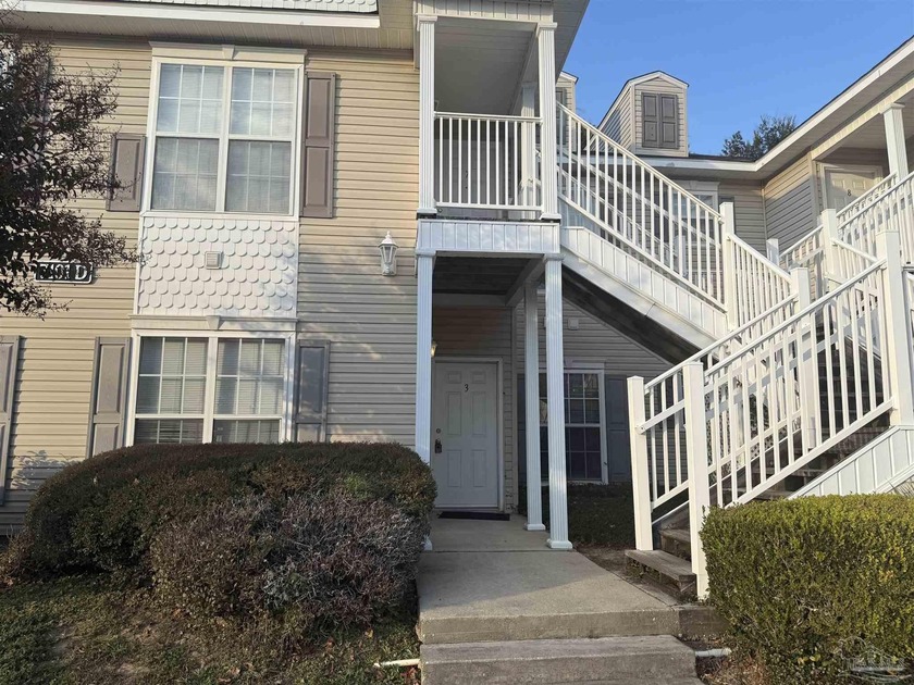 Live life the easy way in this fully furnished 3-bedroom - Beach Home for sale in Pensacola, Florida on Beachhouse.com