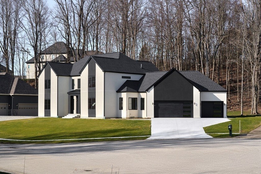 Spectacular Home Built By Diamond Designs Situated In Asbury - Beach Home for sale in Erie, Pennsylvania on Beachhouse.com