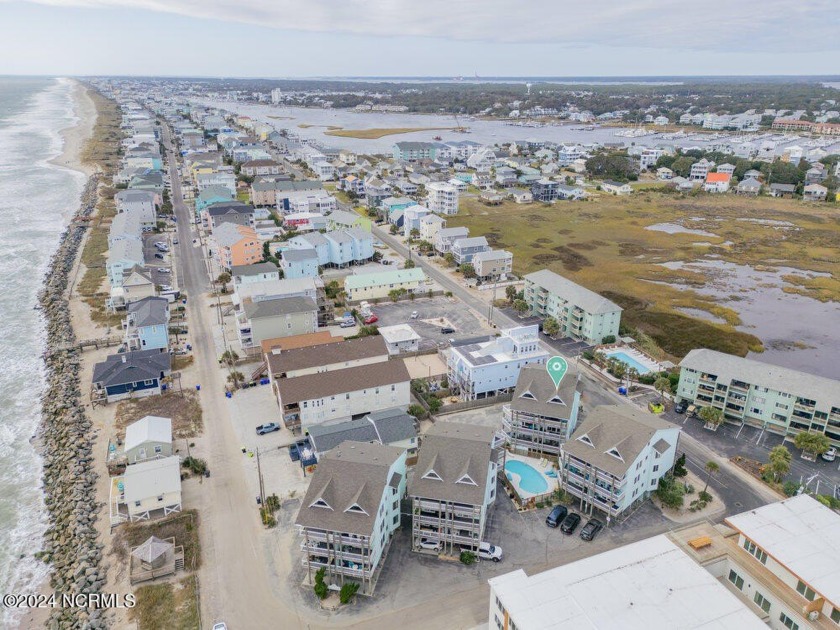 This Carolina Beach condo offers an ideal coastal lifestyle - Beach Condo for sale in Carolina Beach, North Carolina on Beachhouse.com