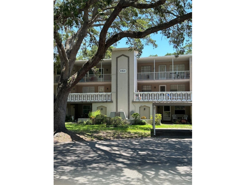 This charming one-bedroom, one-bathroom ground-floor unit has - Beach Condo for sale in Dunedin, Florida on Beachhouse.com