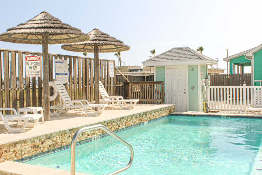 Pet-Friendly Condo w Office Desk, Sparkling Pool, + Washer & - Beach Vacation Rentals in Corpus Christi, Texas on Beachhouse.com