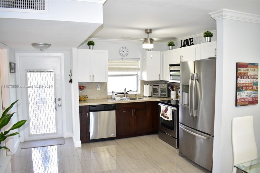 This is a very tastefully upgraded condo features a large open - Beach Condo for sale in Sunrise, Florida on Beachhouse.com