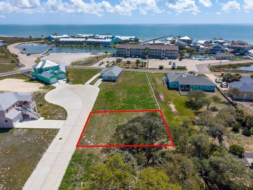 Build your coastal getaway on this exceptional residential lot - Beach Lot for sale in Rockport, Texas on Beachhouse.com