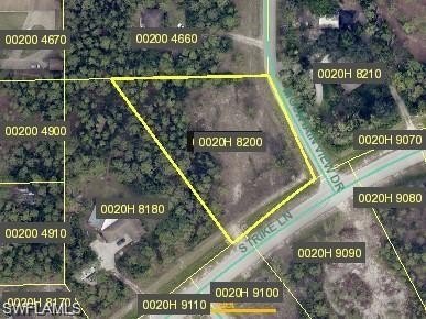 Beautiful corner lot in the highly sought after community San - Beach Lot for sale in Bonita Springs, Florida on Beachhouse.com