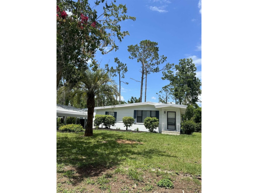 Built in 1957, this charming 3-bedroom, 1-bathroom home is - Beach Home for sale in Perry, Florida on Beachhouse.com