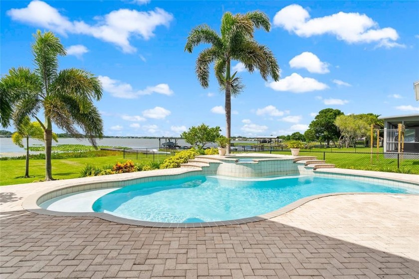 PRICE REDUCTION!
SPECTACULAR LAKEFRONT PROPERTY- This beautiful - Beach Home for sale in Largo, Florida on Beachhouse.com