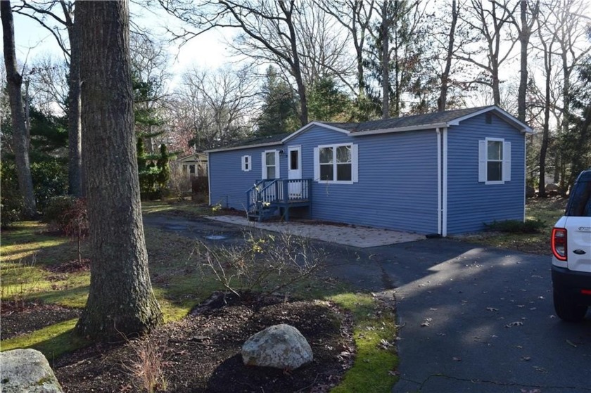 Welcome to Charlestown!!  This manufactured home in Boulder Hill - Beach Home for sale in Charlestown, Rhode Island on Beachhouse.com