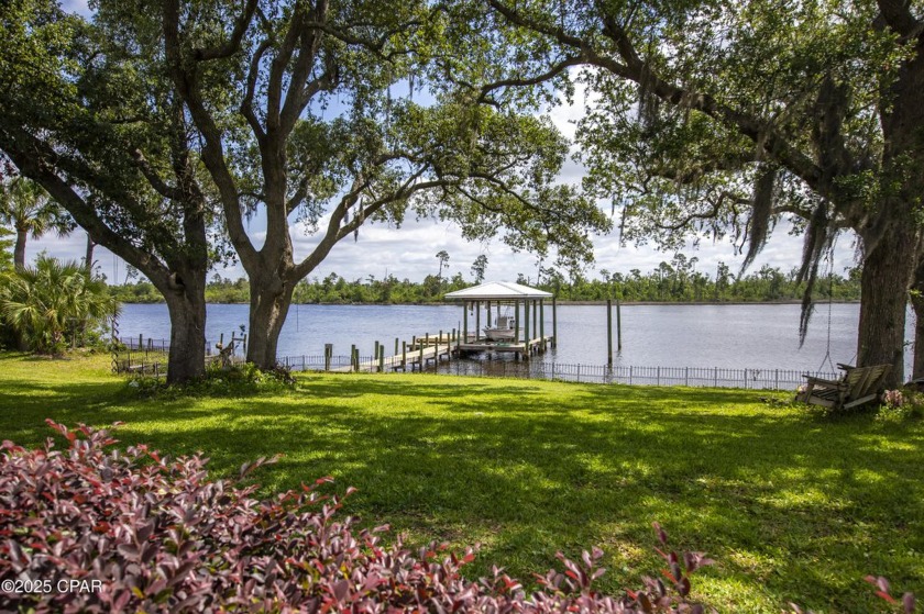Waterfront Paradise in Lynn Haven - No HOA! This lovely home - Beach Home for sale in Lynn Haven, Florida on Beachhouse.com
