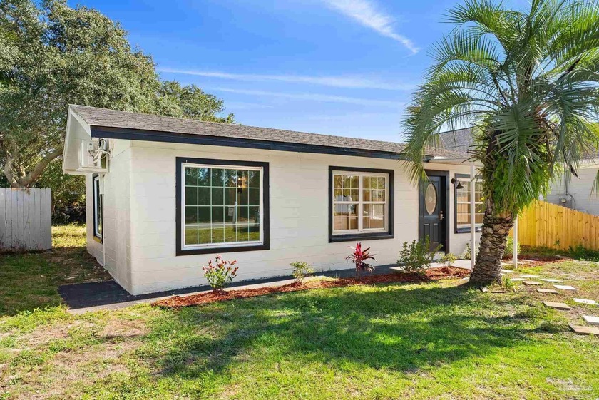 Charming 1BR/1BA Beach Cottage in West End Panama City Beach - - Beach Home for sale in Panama City Beach, Florida on Beachhouse.com