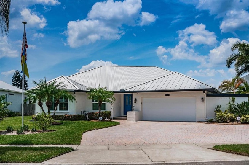 This delightful newly remodeled home is an absolute GEM on the - Beach Home for sale in Apollo Beach, Florida on Beachhouse.com