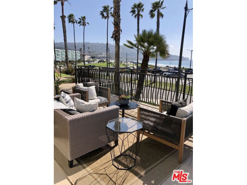 Welcome to this modern coastal retreat with panoramic ocean - Beach Townhome/Townhouse for sale in Redondo Beach, California on Beachhouse.com
