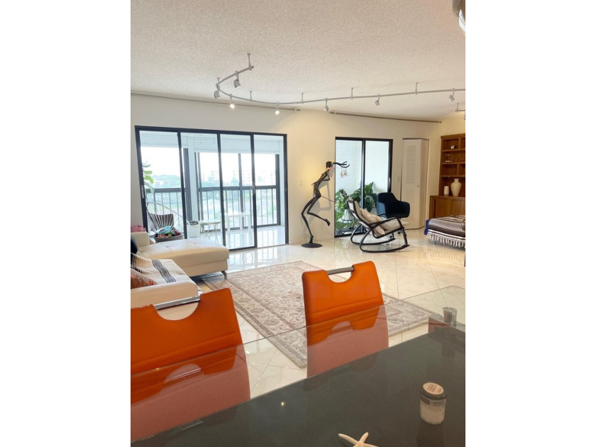 Very spacious 7th floor condo with large enclosed patio and - Beach Condo for sale in Delray Beach, Florida on Beachhouse.com