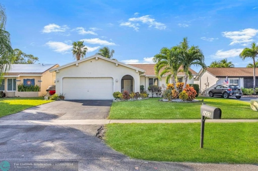 Step into this stunning, move-in ready home that seamlessly - Beach Home for sale in Sunrise, Florida on Beachhouse.com