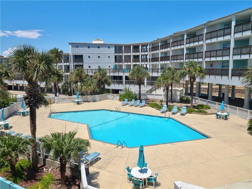AMAZING VIEWS OF THE WATER ARE THE BEST!!! You won't be - Beach Condo for sale in Port Aransas, Texas on Beachhouse.com