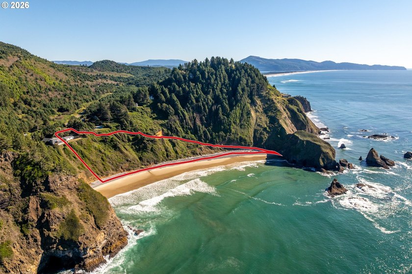 First time on the market EVER! This rare coastal retreat sits on - Beach Home for sale in Tillamook, Oregon on Beachhouse.com