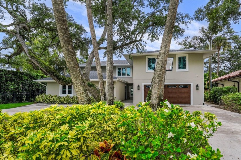 There are some established neighborhoods that embody what makes - Beach Home for sale in Tampa, Florida on Beachhouse.com