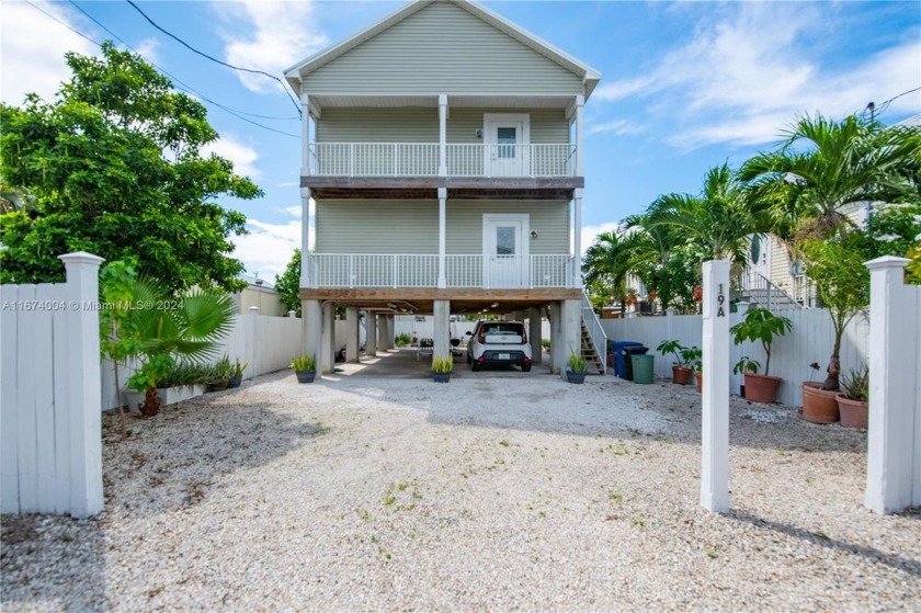 Welcome to 19 A 7th Avenue, Key West, FL! This charming - Beach Home for sale in Key West, Florida on Beachhouse.com