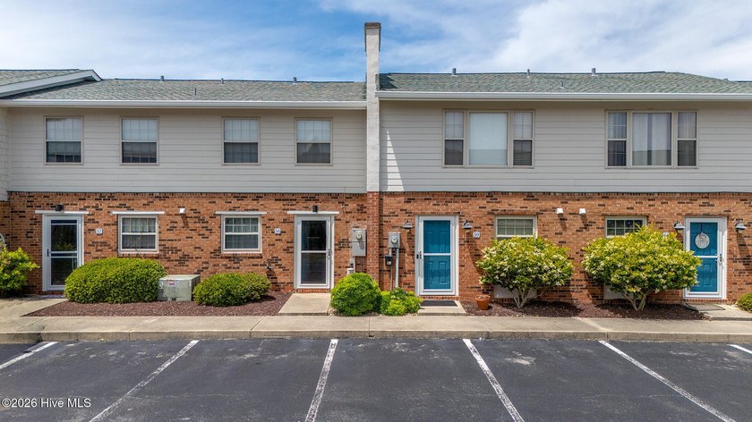 Experience coastal living in beautiful Pine Knoll Shores with - Beach Condo for sale in Pine Knoll Shores, North Carolina on Beachhouse.com