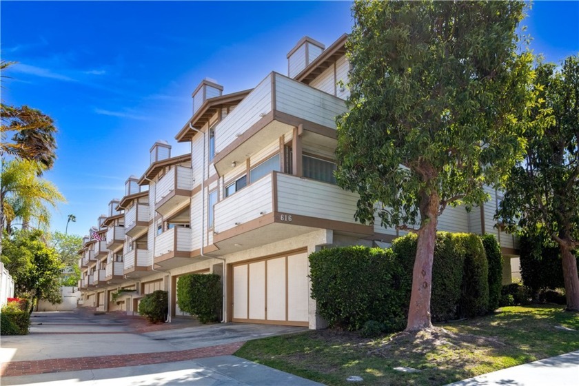 A classic and sophisticated beach townhome.  From the top level - Beach Townhome/Townhouse for sale in Redondo Beach, California on Beachhouse.com