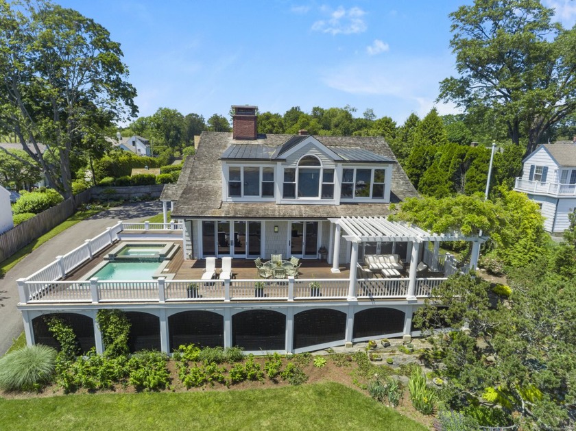 ELEGANCE ON SOUTHPORT HARBOR - With an idyllic Village location - Beach Home for sale in Fairfield, Connecticut on Beachhouse.com