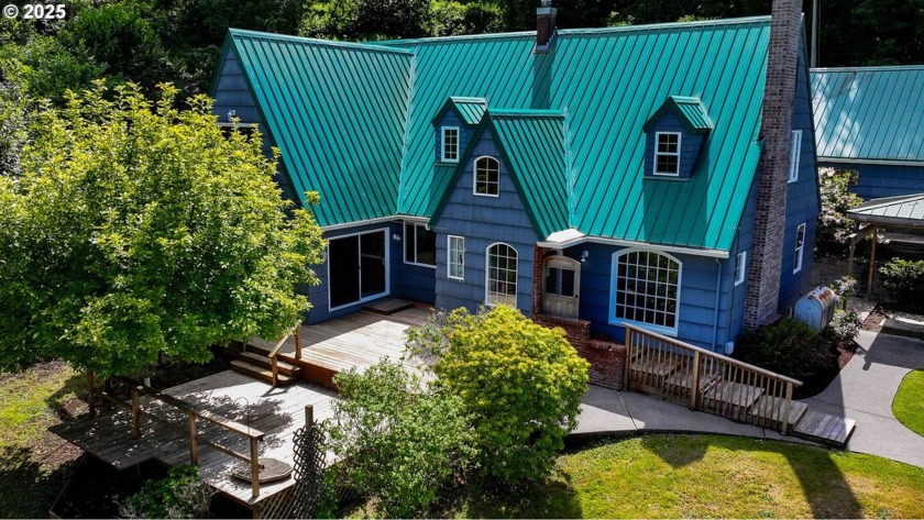 Incredible setting with picture perfect views of the Nehalem - Beach Home for sale in Nehalem, Oregon on Beachhouse.com