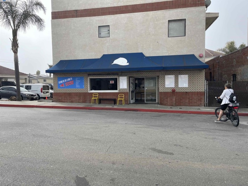 Great location near Pismo Beach. Located in the Cypress Landing - Beach Commercial for sale in Pismo Beach, California on Beachhouse.com