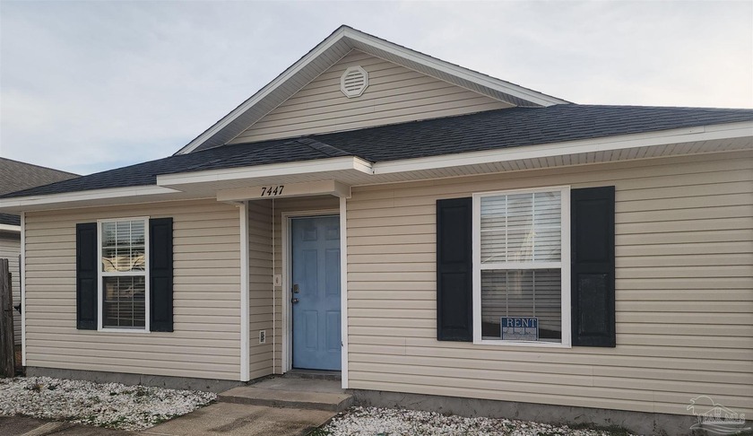 Duplex/..beautifully renovated that can function as a Short Term - Beach Townhome/Townhouse for sale in Navarre, Florida on Beachhouse.com