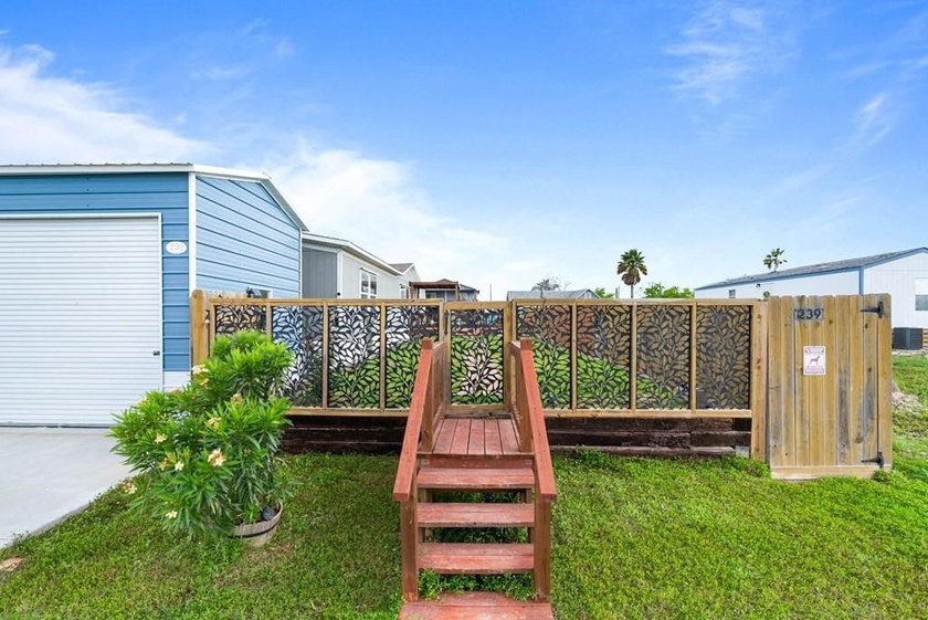 Canal front!! This 2023, 3 bedroom 2 bath Clayton home with an - Beach Home for sale in Rockport, Texas on Beachhouse.com