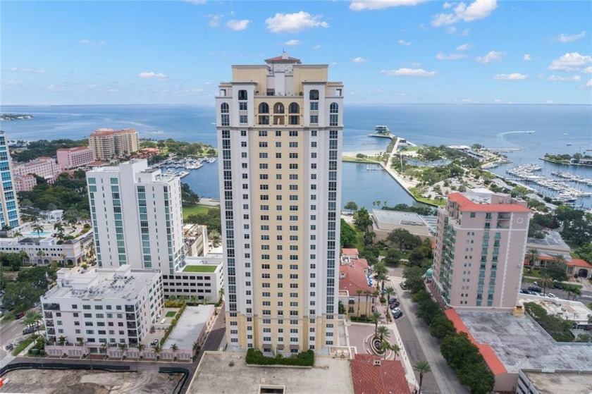 There is rarely a unit for sale in this deluxe building, located - Beach Condo for sale in St. Petersburg, Florida on Beachhouse.com