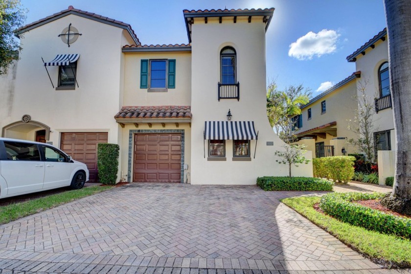 :WATERFRONT GATED PARADISE FOR BOAT OR BEACH LOVER. MARINA - Beach Townhome/Townhouse for sale in Hypoluxo, Florida on Beachhouse.com