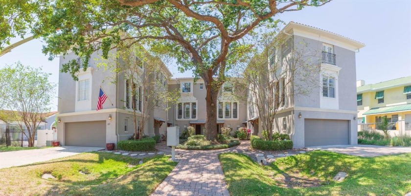 Welcome to your stylish 3-Bed, 3.5-Bath Townhome in the Heart of - Beach Townhome/Townhouse for sale in Tampa, Florida on Beachhouse.com