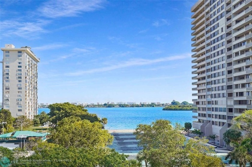 2 BED/2 BATH CONDO. IMAGINE WAKING UP EVERY MORNING TO THE SOFT - Beach Condo for sale in Miami, Florida on Beachhouse.com