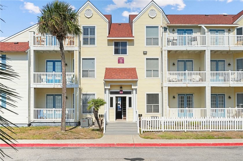 First floor condo at the Beach Club on North Padre Island, no - Beach Condo for sale in Corpus Christi, Texas on Beachhouse.com