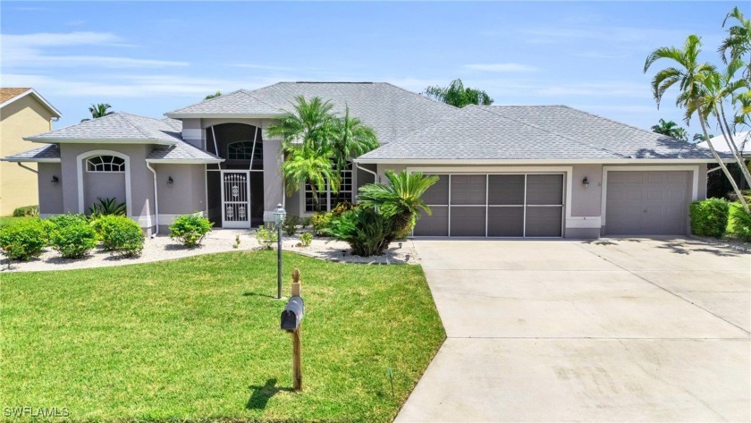 Luxurious waterfront estate home situated in the prestigious - Beach Home for sale in Fort Myers, Florida on Beachhouse.com