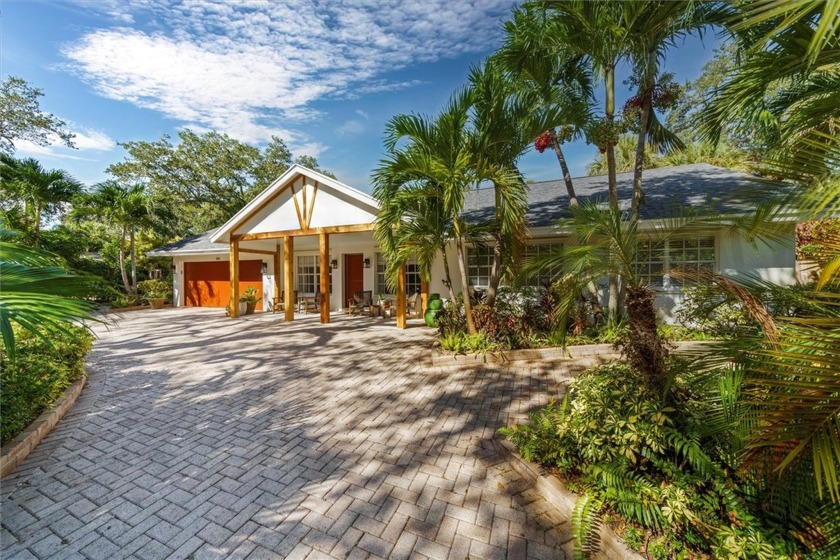 Beautifully remodeled 4BR/3BA one story home in the heart of - Beach Home for sale in Vero Beach, Florida on Beachhouse.com