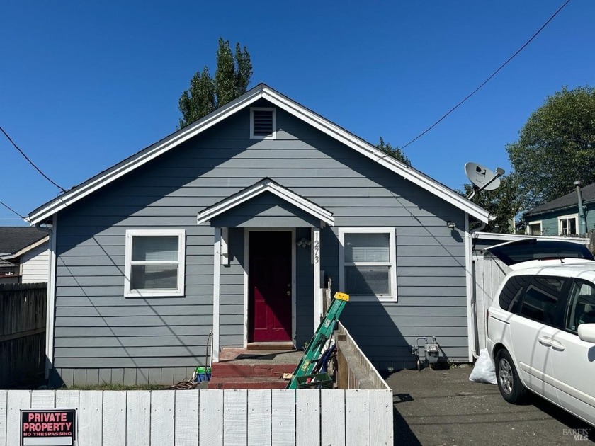 Charming 3-Bedroom Home with Spacious Backyard in Eureka, CA - Beach Home for sale in Eureka, California on Beachhouse.com