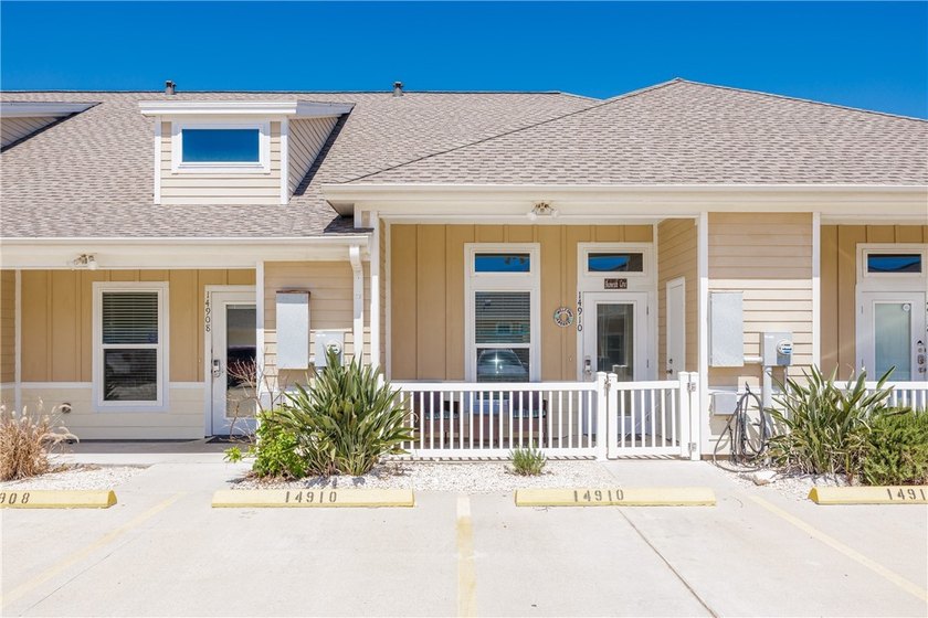 14910 Village By the Beach *AKA* The Shamrock Cove offers an - Beach Townhome/Townhouse for sale in Corpus Christi, Texas on Beachhouse.com