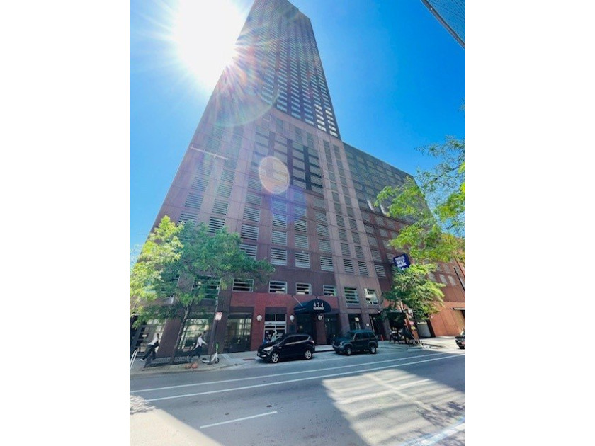 474 N Lake Shore Drive unit: 2212 - Beach Condo for sale in Chicago, Illinois on Beachhouse.com