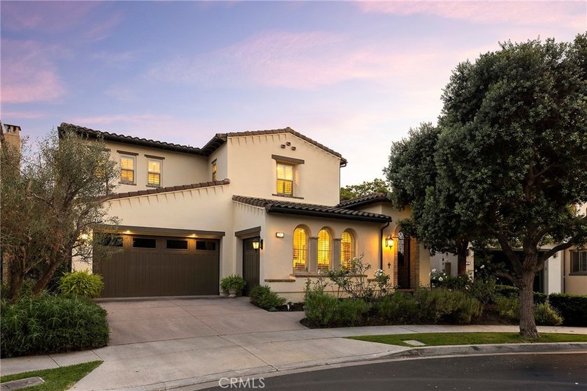 Situated on a quiet single-loaded circular cul-de-sac with only - Beach Home for sale in San Clemente, California on Beachhouse.com