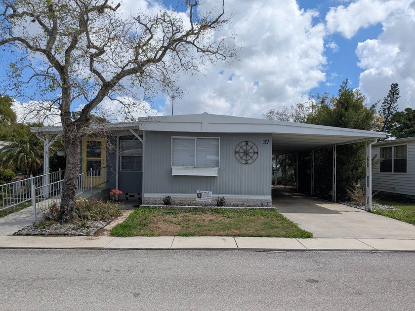 Welcome Home to this all Remodeled Inside with Drywall Walls and - Beach Home for sale in Largo, Florida on Beachhouse.com