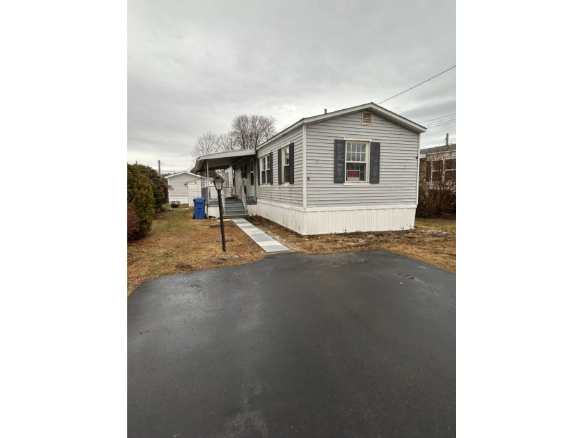 Discover the charm of this mobile home located in the heart of - Beach Home for sale in Westbrook, Connecticut on Beachhouse.com