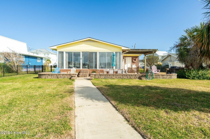 This amazing canal front home is a once in a life time - Beach Home for sale in Atlantic Beach, North Carolina on Beachhouse.com