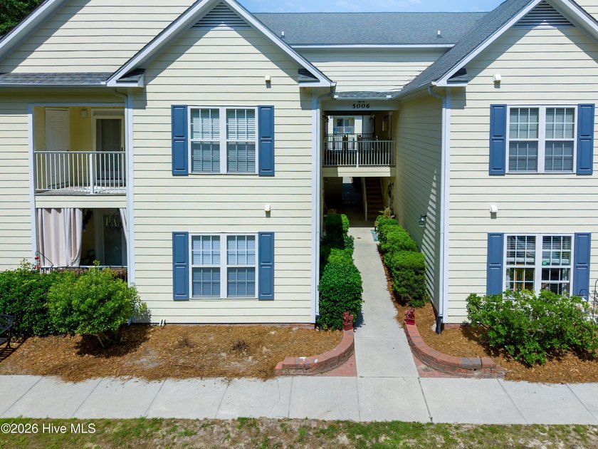 Located in the desirable Hunters Crossing community, this 3 - Beach Condo for sale in Wilmington, North Carolina on Beachhouse.com
