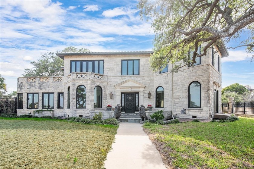 Magnificent 1940's Italian revival villa on scenic Ocean Drive - Beach Home for sale in Corpus Christi, Texas on Beachhouse.com
